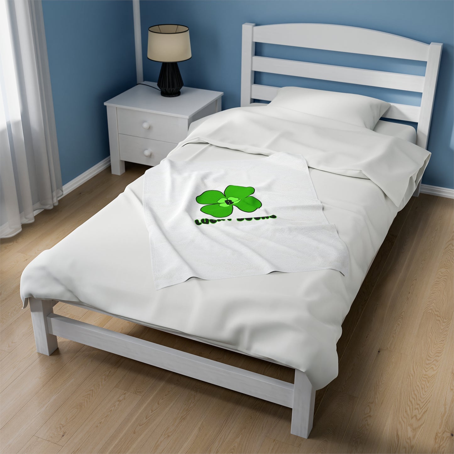Lucky Baaz Velveteen Plush Blanket